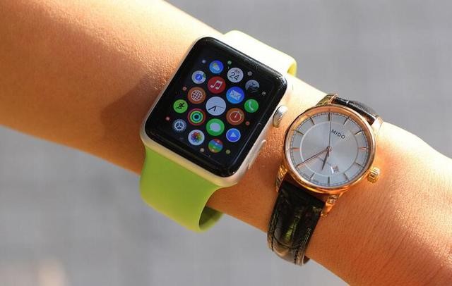 Apple Watch֮ ˭ֱ³