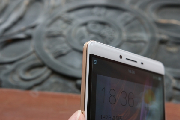 OPPO R7 Plus,,,2.5DĻ