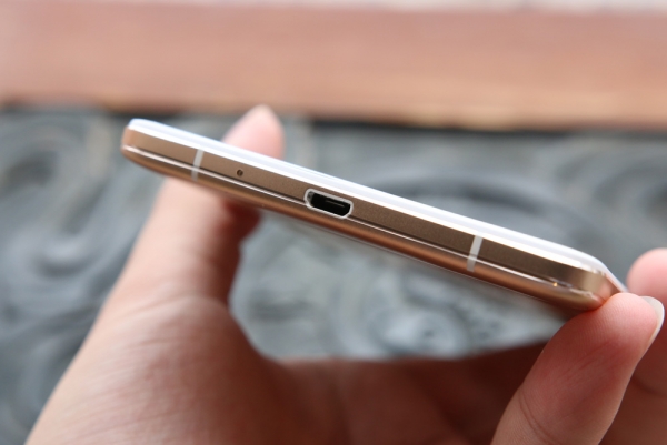 OPPO R7 Plus,,,2.5DĻ